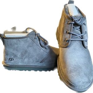 Brand new UGG Neumel boot - Gray M9